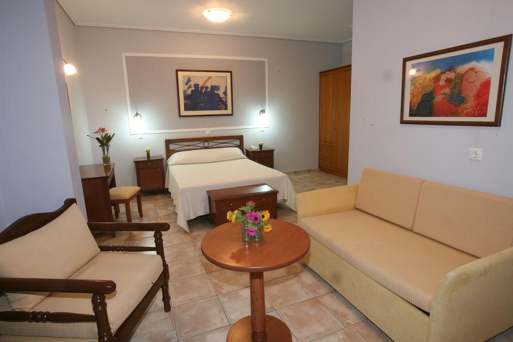 Maltezana Beach Hotel Room photo